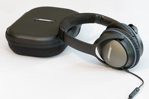 Беспроводные наушники подключаются по Bluetooth